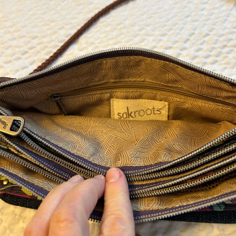 RARE Sakroots Floral Butterfly Crossbody Convertible Bag - Picture 9 of 11